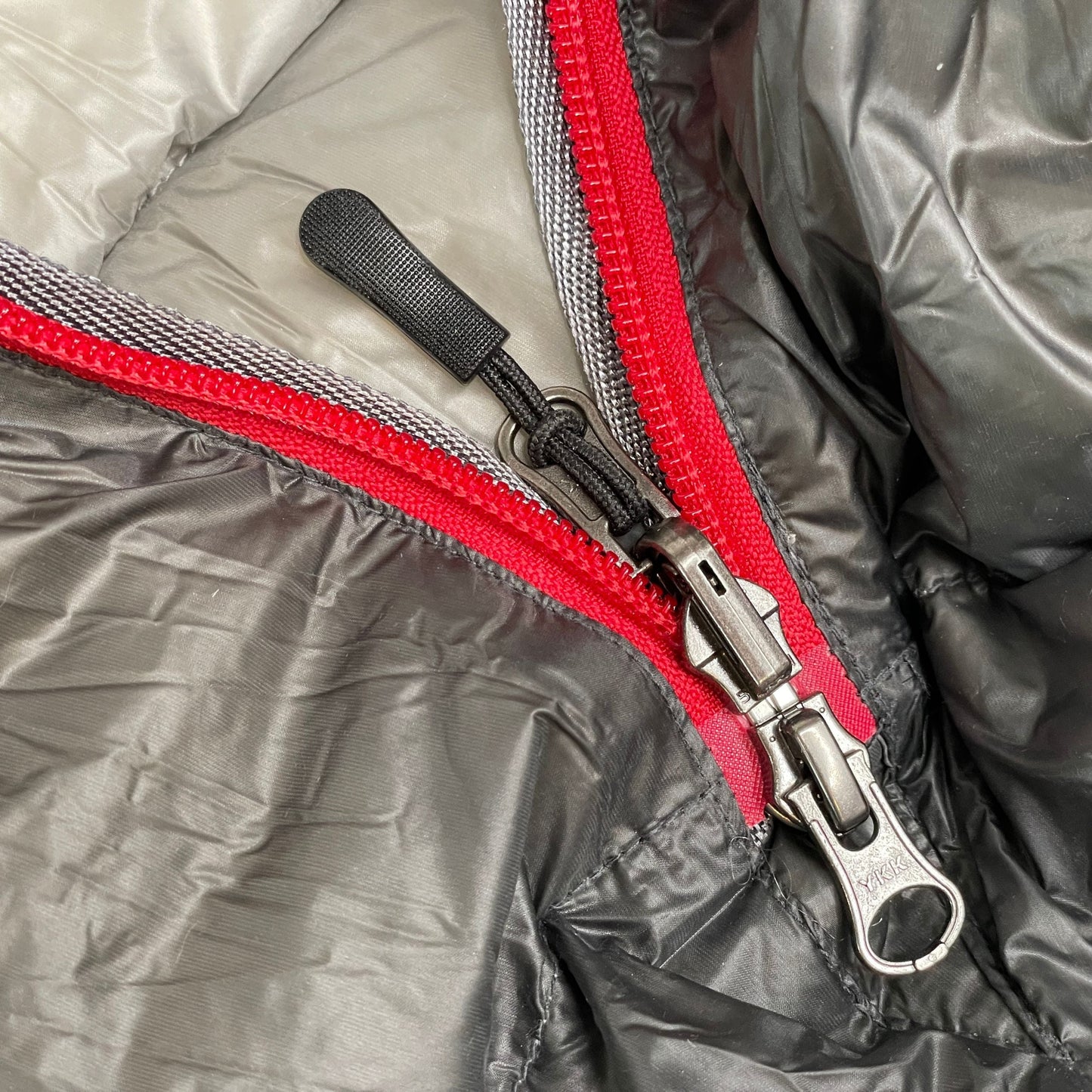 Near Zero Outdoor Gear - NZ 35 Mummy Sleeping Bag - Double zipper detail