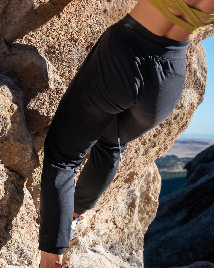 Soul Fire Apparel Co - Onsight Joggers - Bouldering - Jet Black