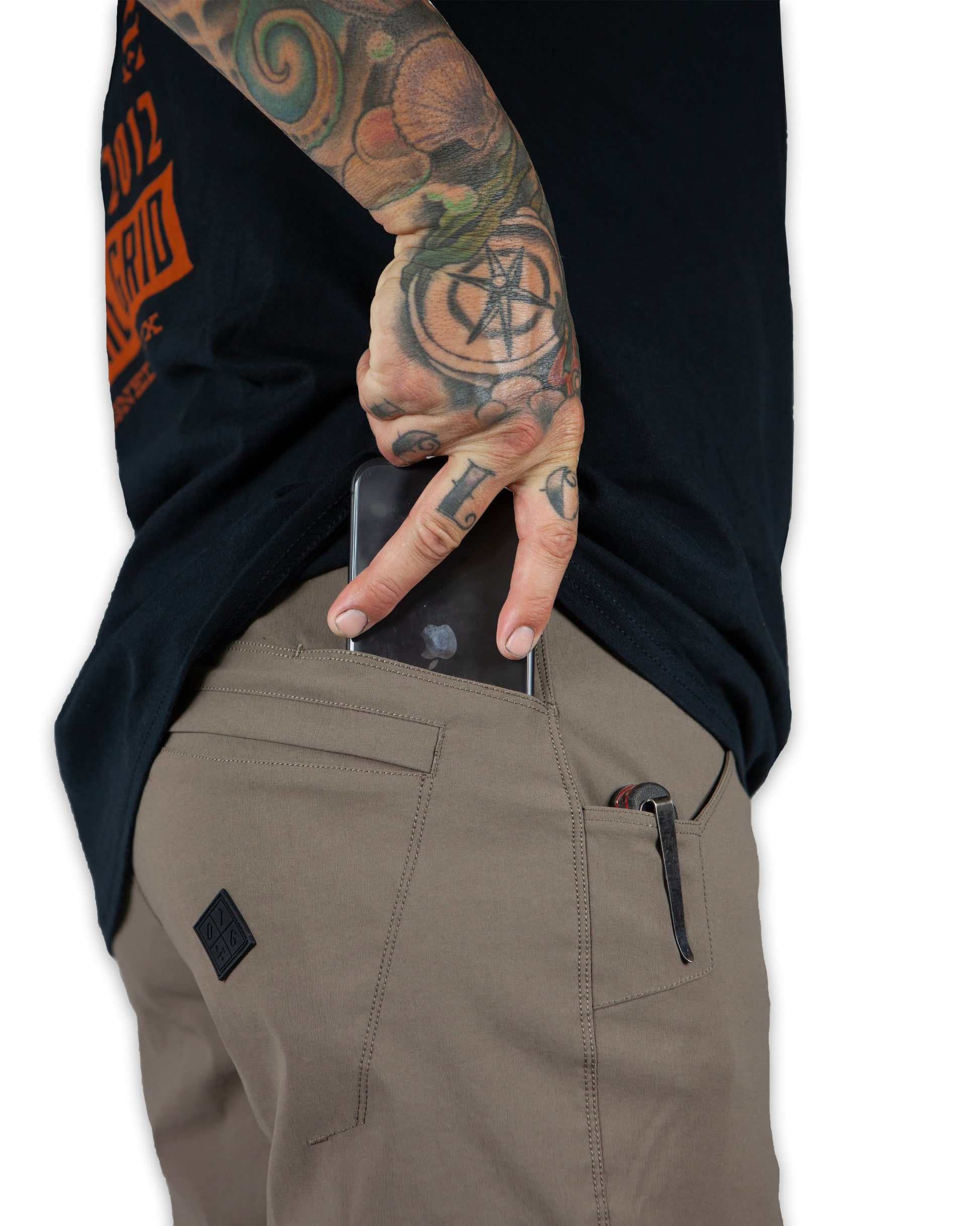 Off The Grid Surplus - Lancer Standard Fit Pant - Deadwood - Rigth wallet pocket detail