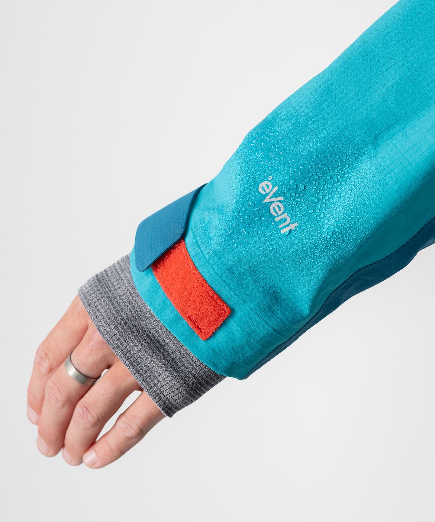 Strafe Outerwear - Meadow 3L Shell Jacket - Cuff detail - Dark Teal