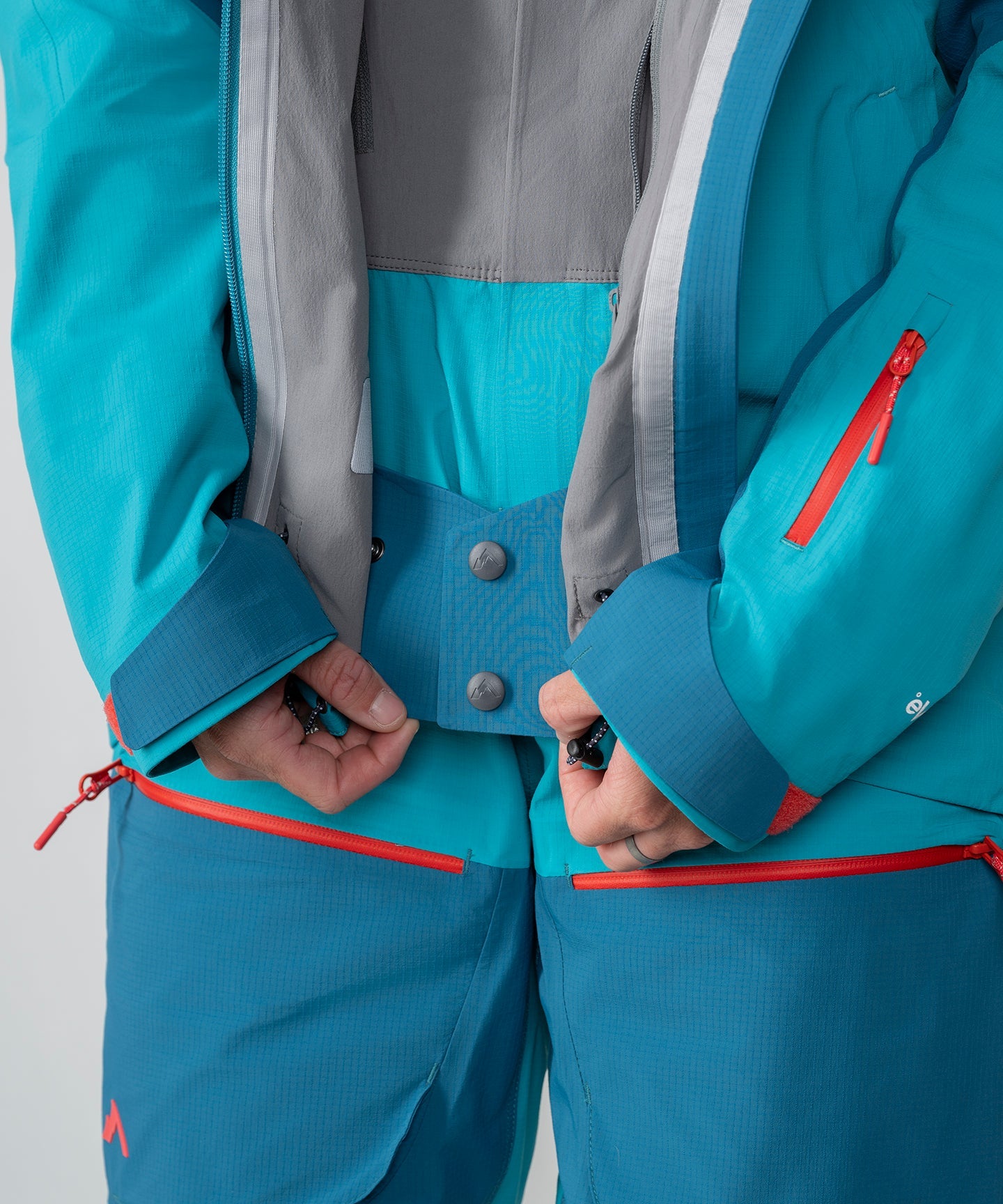 Strafe Outerwear - Meadow 3L Shell Jacket - Zipper detail - Dark Teal