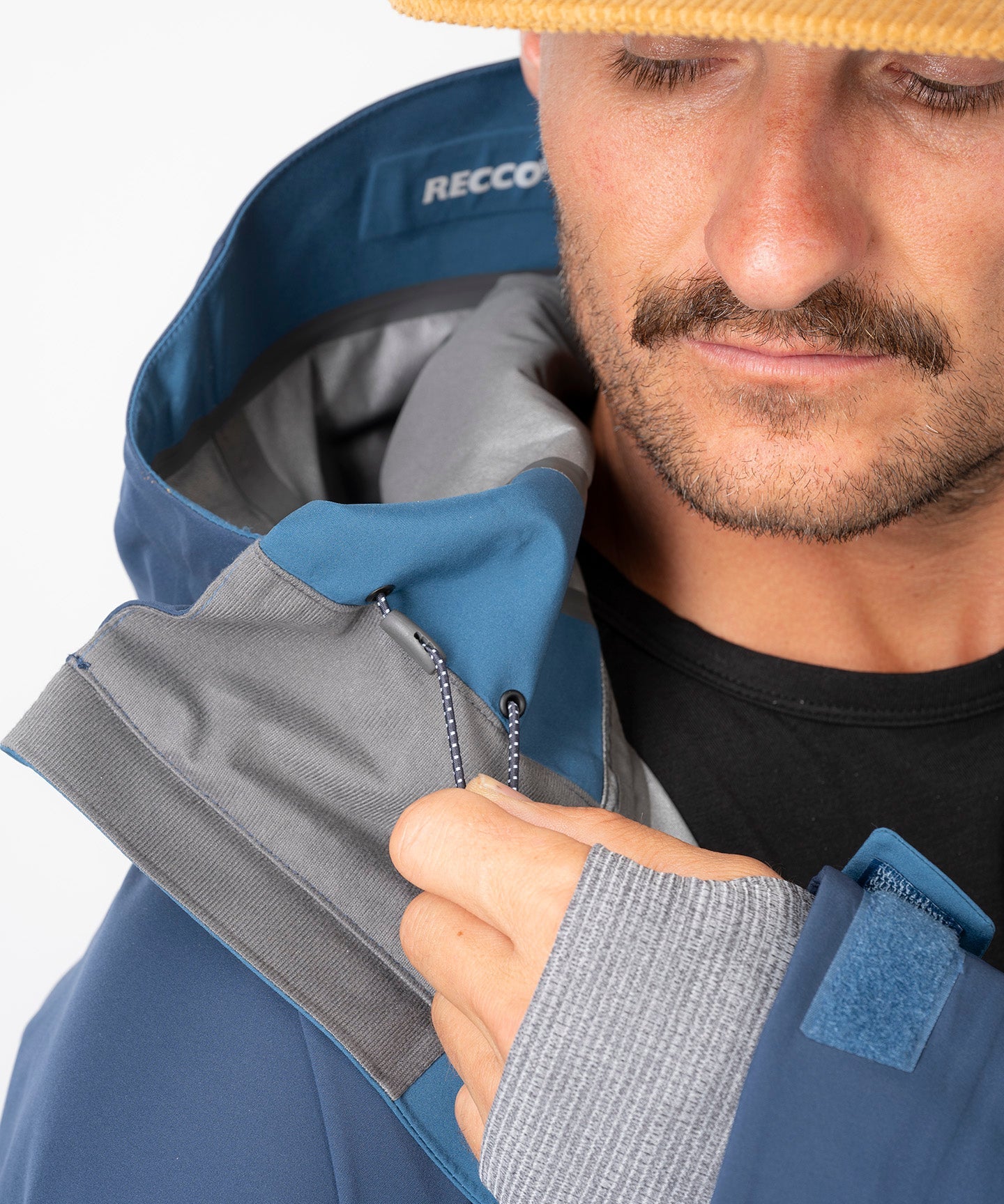 Strafe Outerwear - Pyramid Jacket - Collar detail - Blue Water