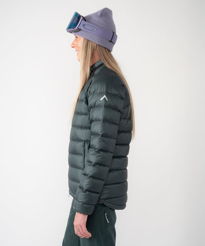 Strafe Outerwear - Palisade Down Insulator Jacket - Woman wearing puffy jacke, left side - Deep Forest